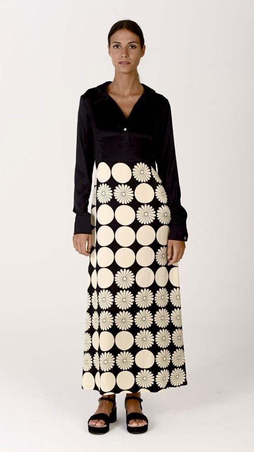 Vestido camisero en seda con falda Black Daisy print